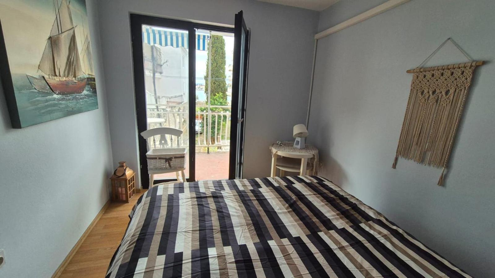 Apartment Bunjo'S Beach House Trogir Exterior foto