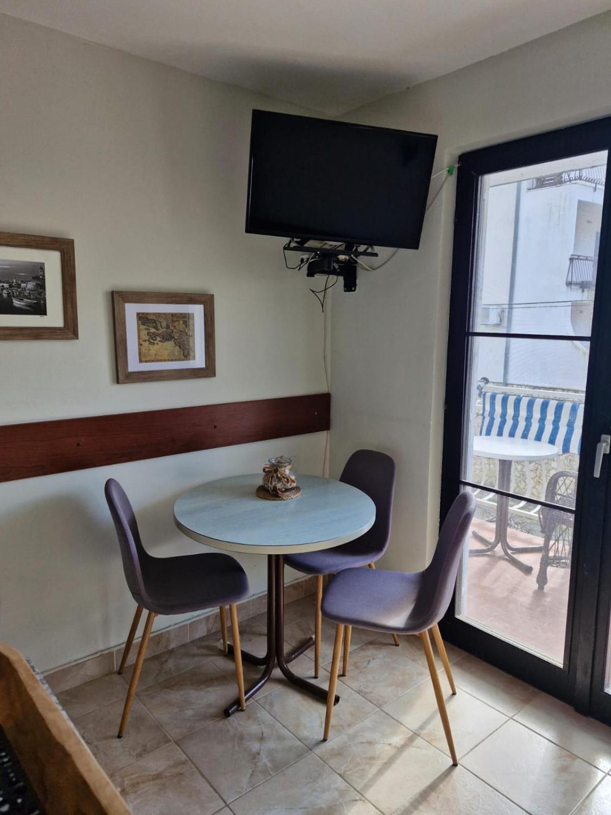 Apartment Bunjo'S Beach House Trogir Exterior foto